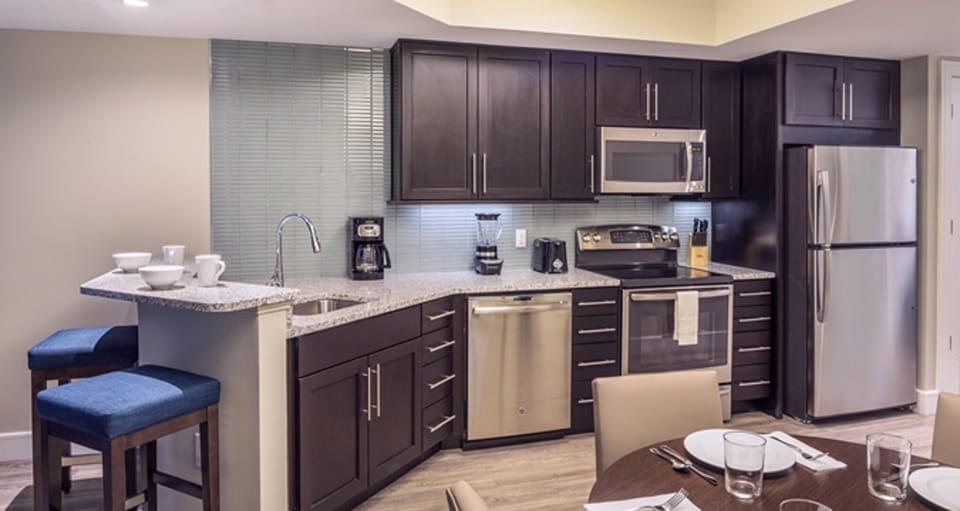 Full Kitchen that is well equipped to cook if you so desire