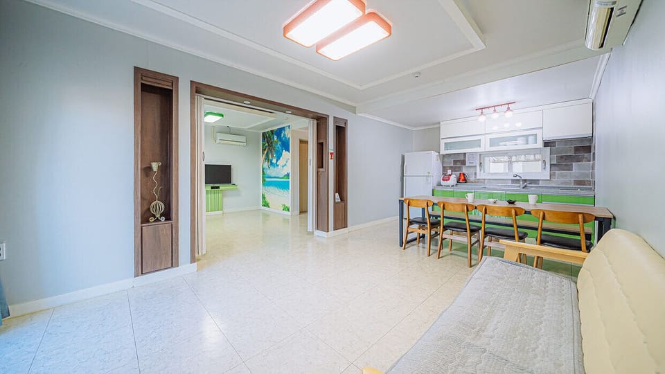 Double Room (Room 202) | Blackout drapes, free WiFi