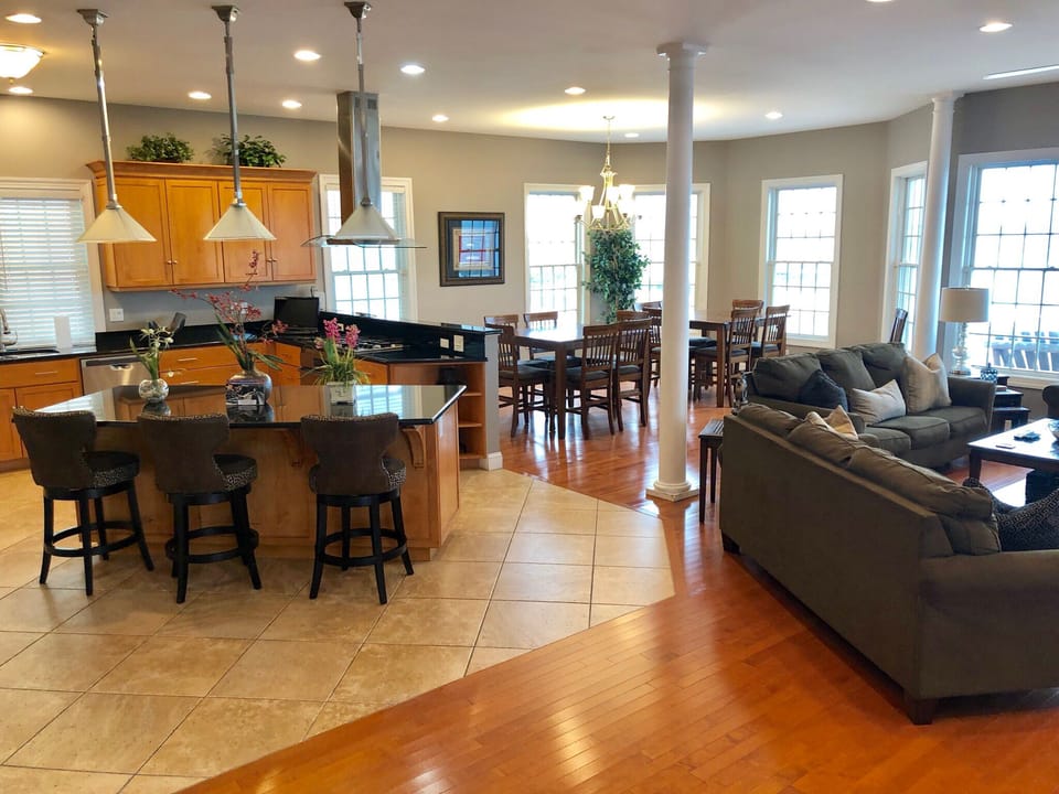 Spacious and Open living area for gathering and entertainment 