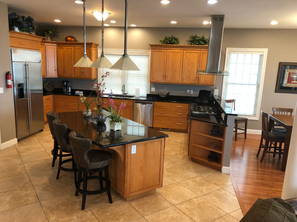 Gourmet kitchen doesn’t disappoint. Perfect for gatherings, special occasions 