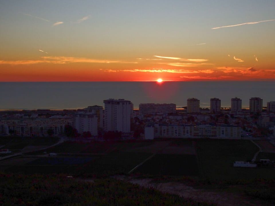 view of the Costa de Caparica from the vantage point of the capuchos