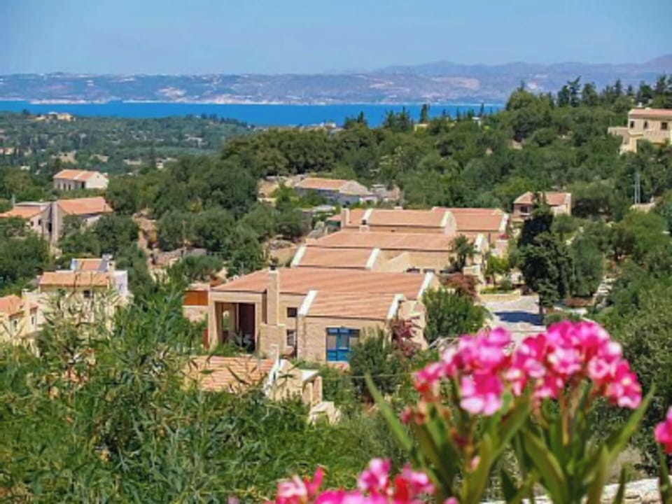 Villa location with Souda bay in the background
