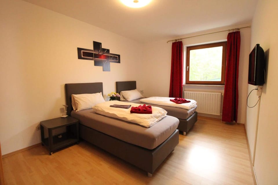 Desk, WiFi (free), bed sheets