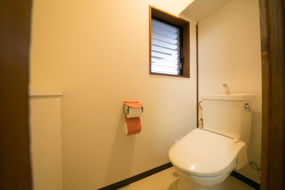 Free toiletries, hair dryer, bidet, towels