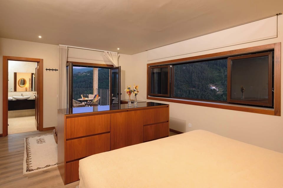 Grand Suite, 1 Bedroom, River View | In-room safe, individually decorated, individually furnished