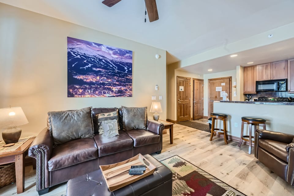 Condo, 1 Bedroom | Interior