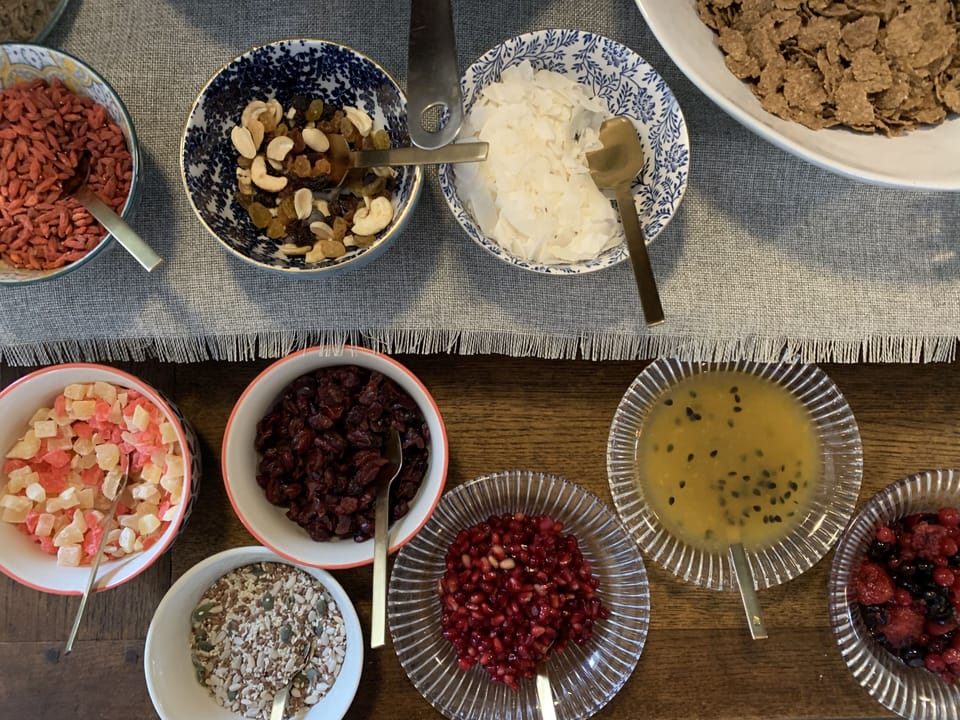 Free local cuisine breakfast