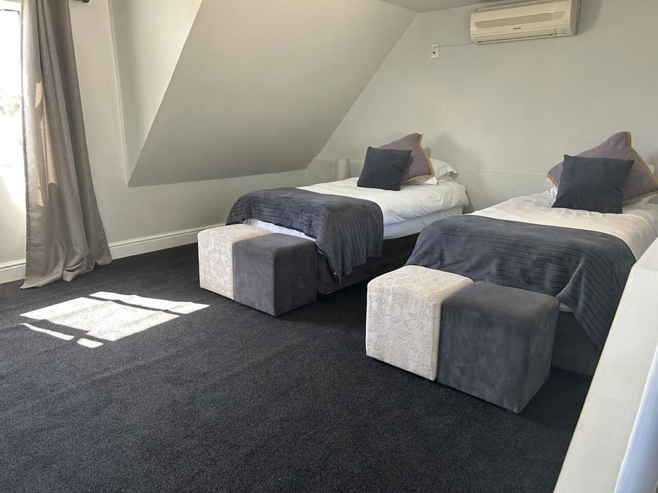 Lemon Tree Cottage | 3 bedrooms, premium bedding, individually decorated