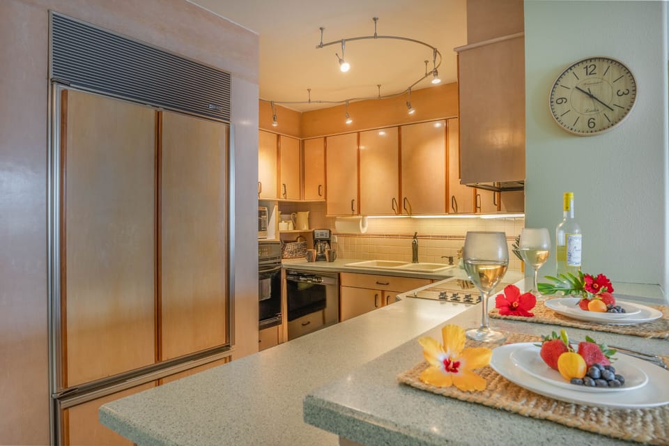 Island Sands 512 Kitchen