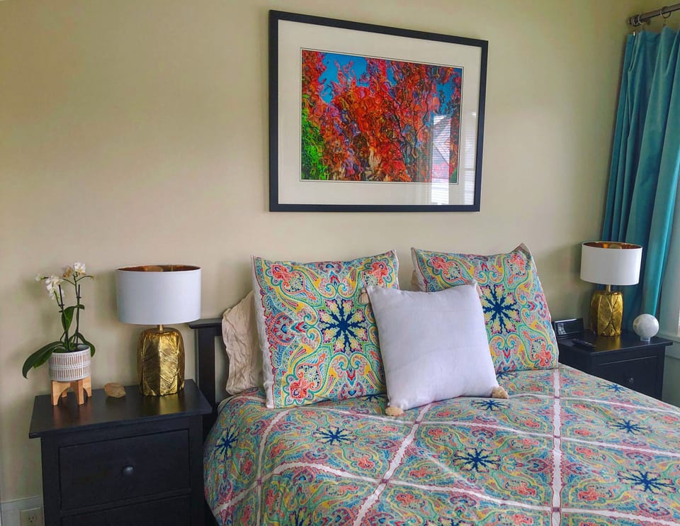 Oberon bedroom
