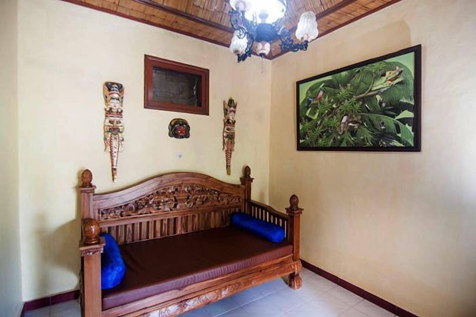 Family Room, Garden View | Room amenity