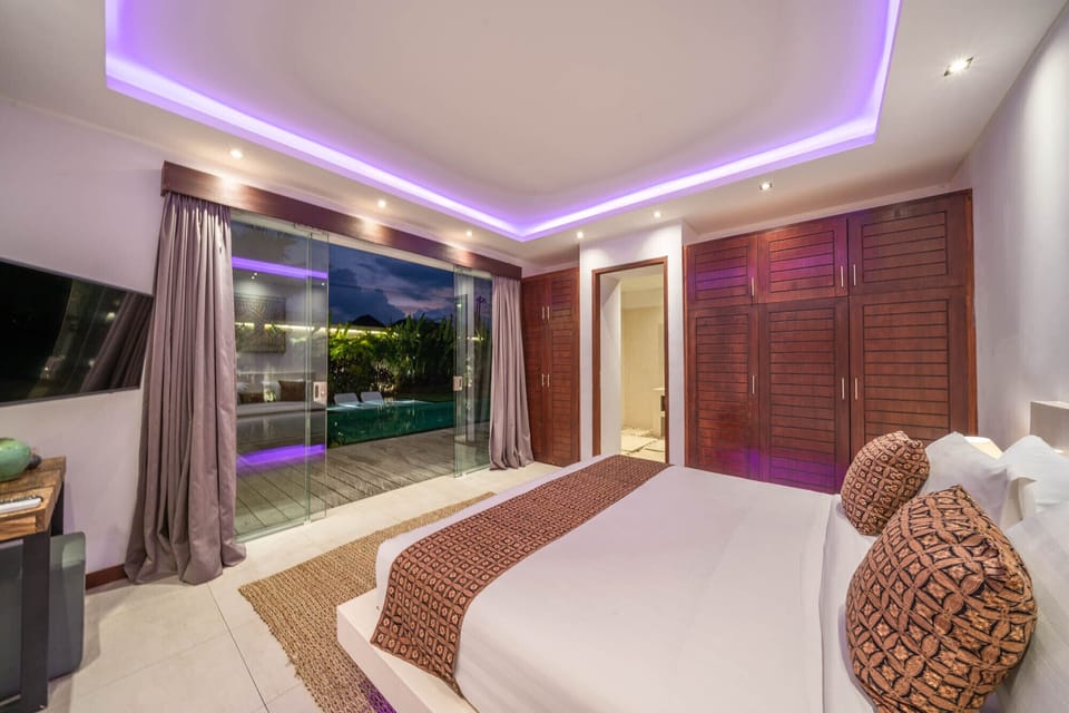 Villa, 3 Bedrooms, Private Pool | 3 bedrooms, minibar, in-room safe, desk