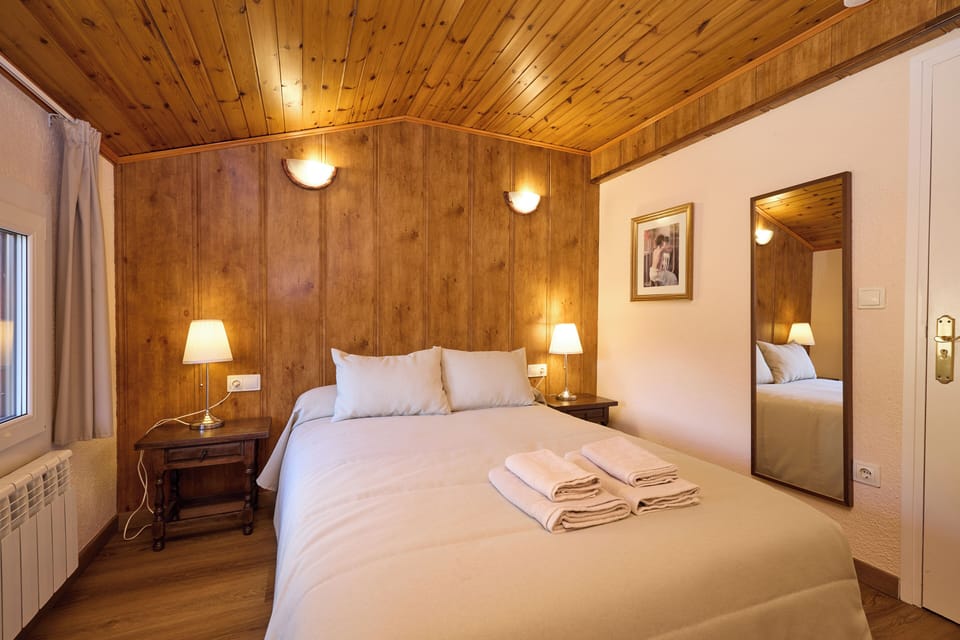 Double Room | Premium bedding, in-room safe, desk, free WiFi