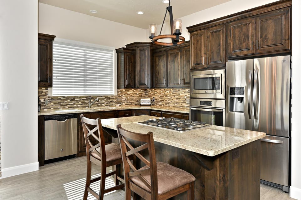 House, Multiple Beds, Pool View (Stay On Course) | Private kitchen | Full-size fridge, microwave, oven, coffee/tea maker