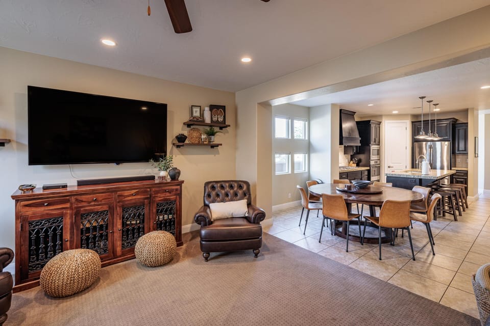 House, Multiple Beds, Mountain View (Kickin' It At Karisma) | Interior