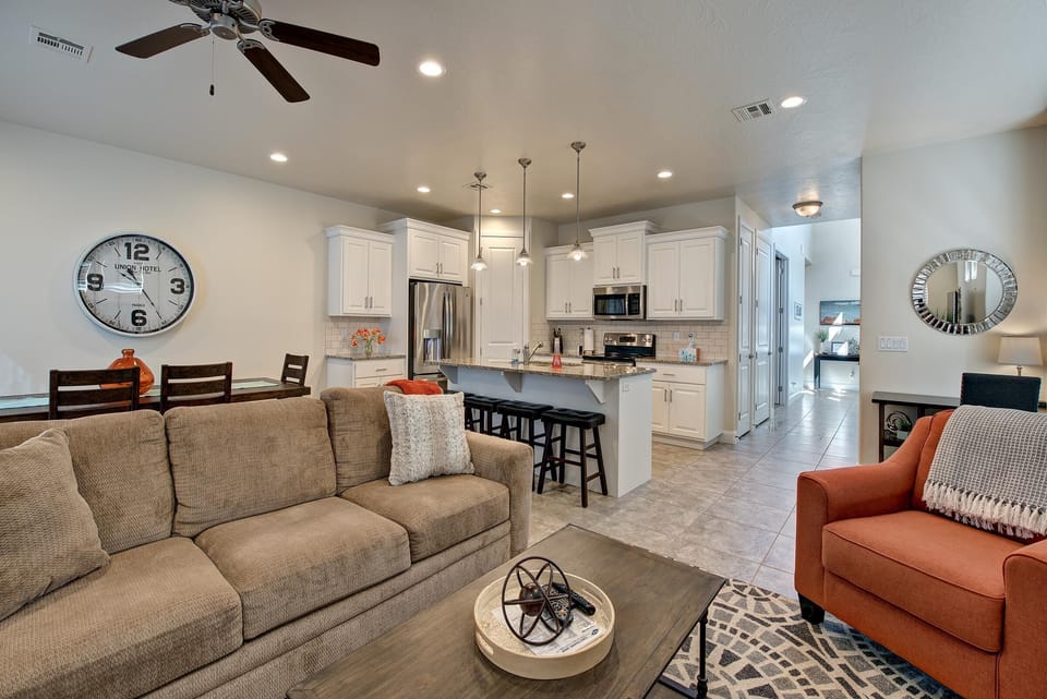 House, Multiple Beds, Mountain View (Red Cliff Sunset) | Living area | Flat-screen TV, DVD player