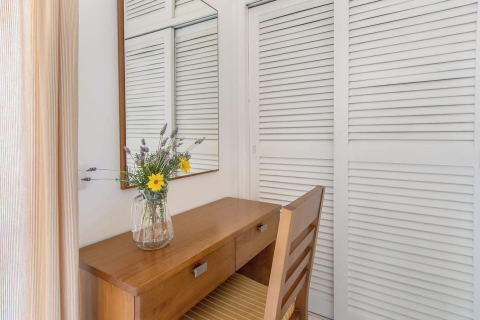 Superior Apartment, 1 Bedroom | In-room business center