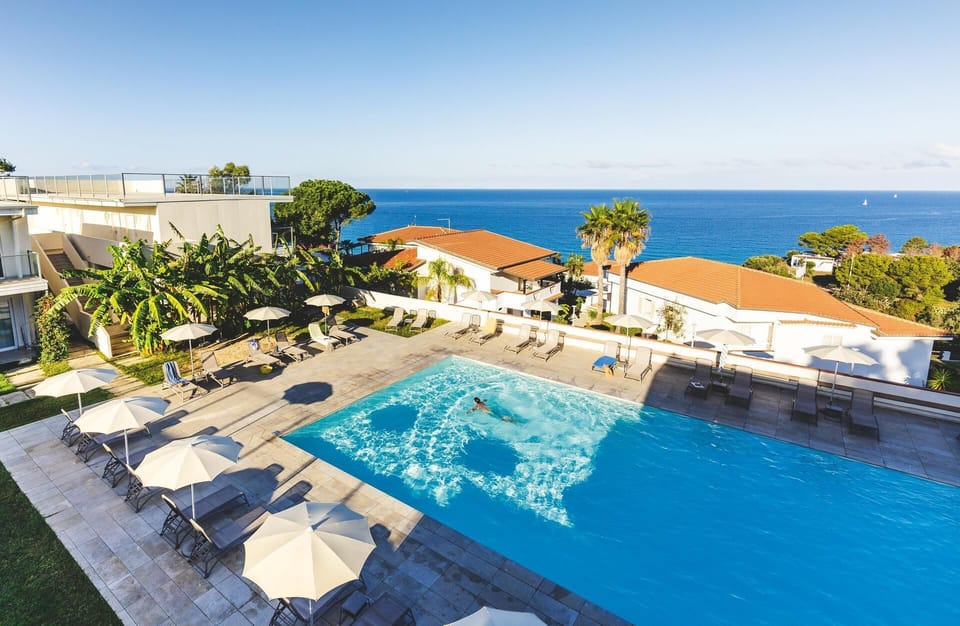 Rooftop pool