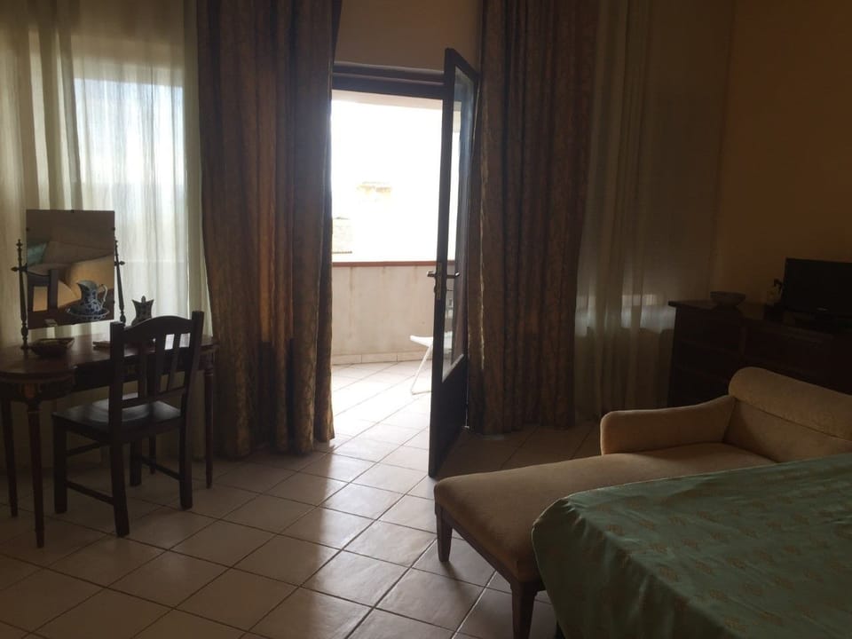 Suite, Terrace | Balcony