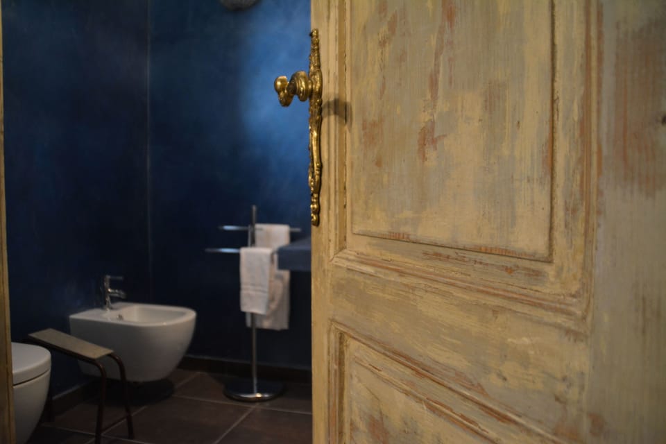 Superior Suite, 1 Bedroom, Terrace | Bathroom | Shower, free toiletries, hair dryer, bidet