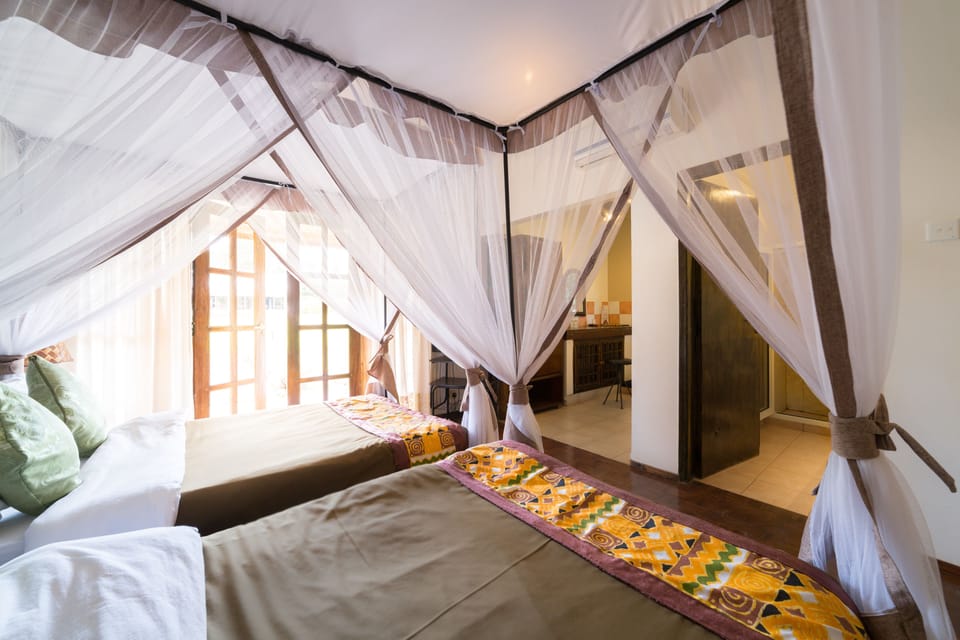 Standard Room | In-room safe, iron/ironing board, free cribs/infant beds, free WiFi