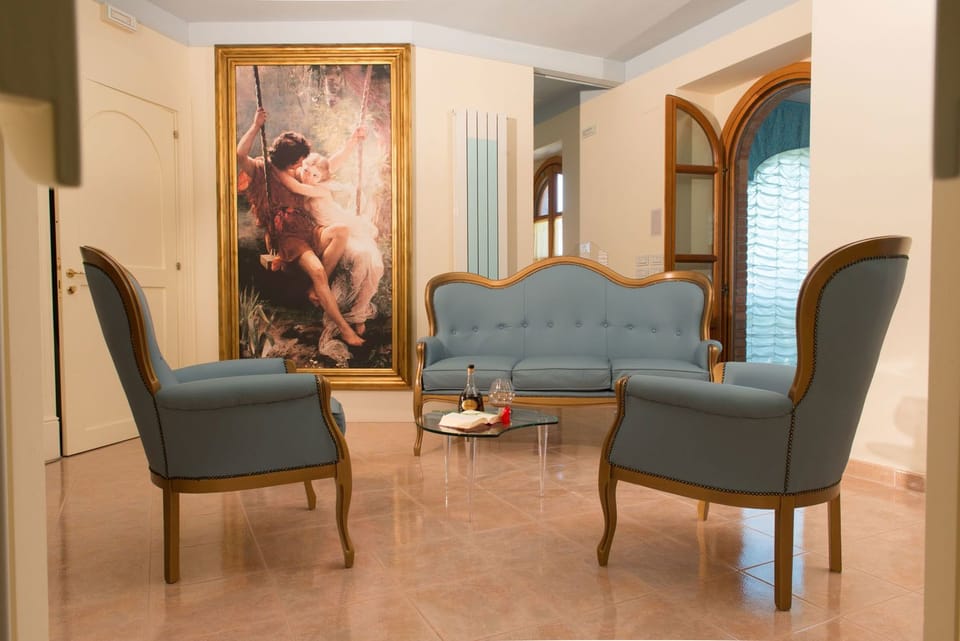 Luxury Condo, 2 Bedrooms | Living room | 32-inch flat-screen TV with digital channels, TV
