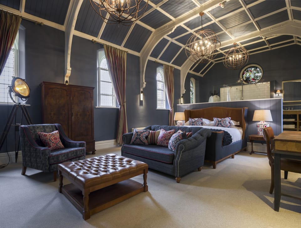 The Chapel | Premium bedding, individually decorated, desk, soundproofing