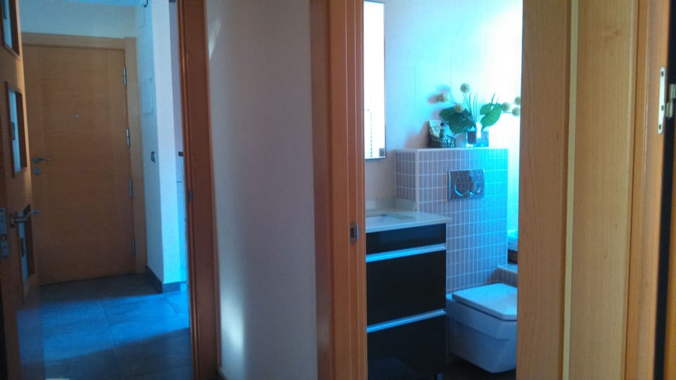 Completely renovated, modern and 2 min from the port and train station. House in Bermeo