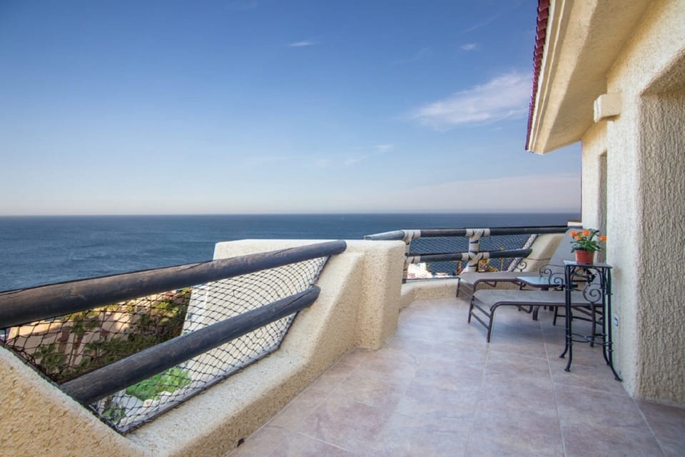 Wrap around balcony
