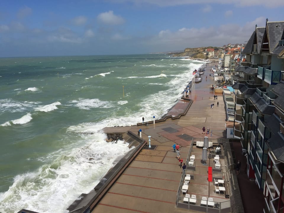 Beach/ocean view