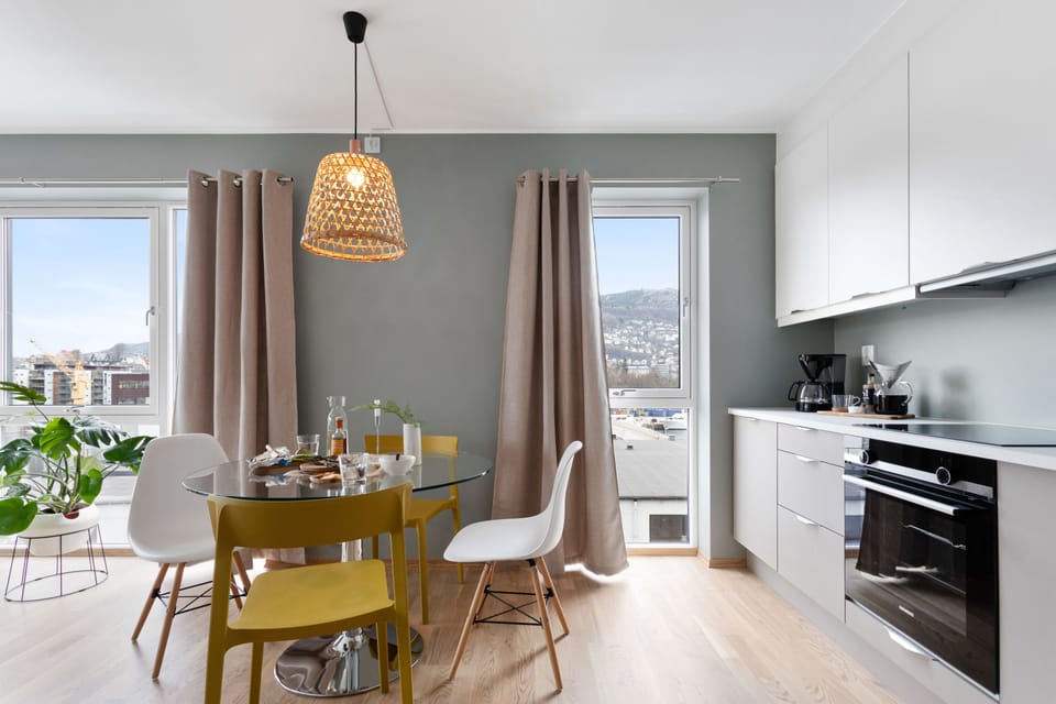 Three-Bedroom Apartment | Private kitchen | Full-size fridge, microwave, oven, stovetop