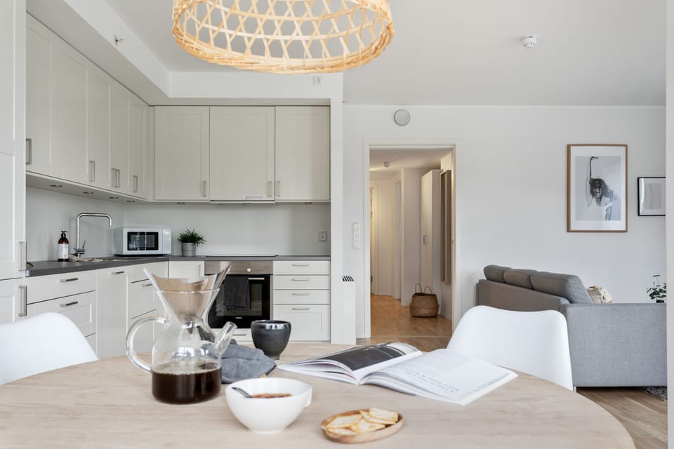 Two Bedroom Apartment Waterfront | Private kitchen | Full-size fridge, microwave, oven, stovetop