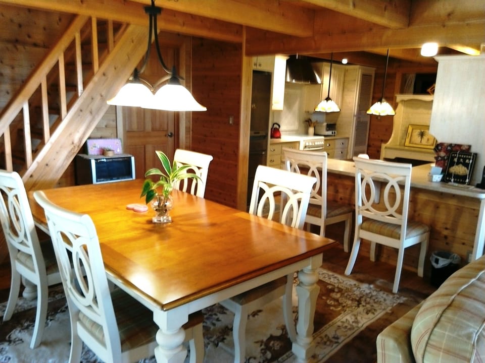 Deluxe Villa | In-room dining