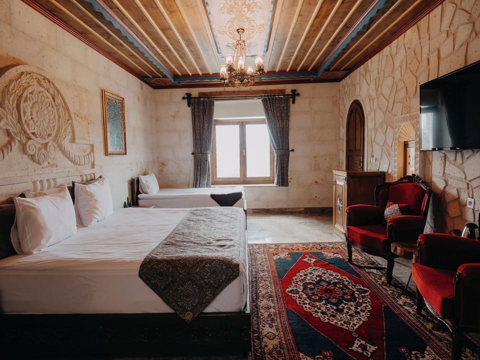 Deluxe Triple Room | Egyptian cotton sheets, premium bedding, Select Comfort beds, desk