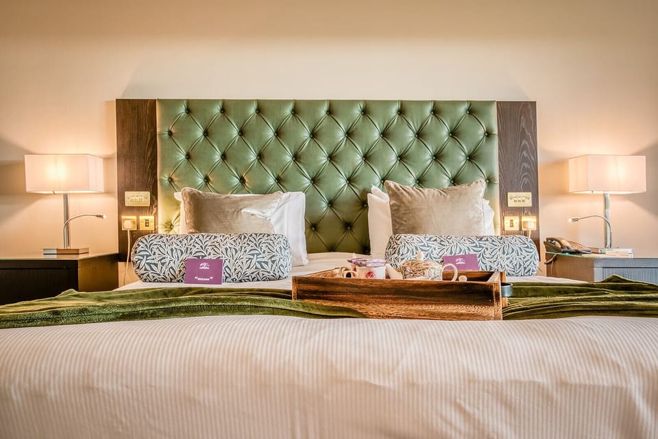 Premium bedding, in-room safe, desk, iron/ironing board