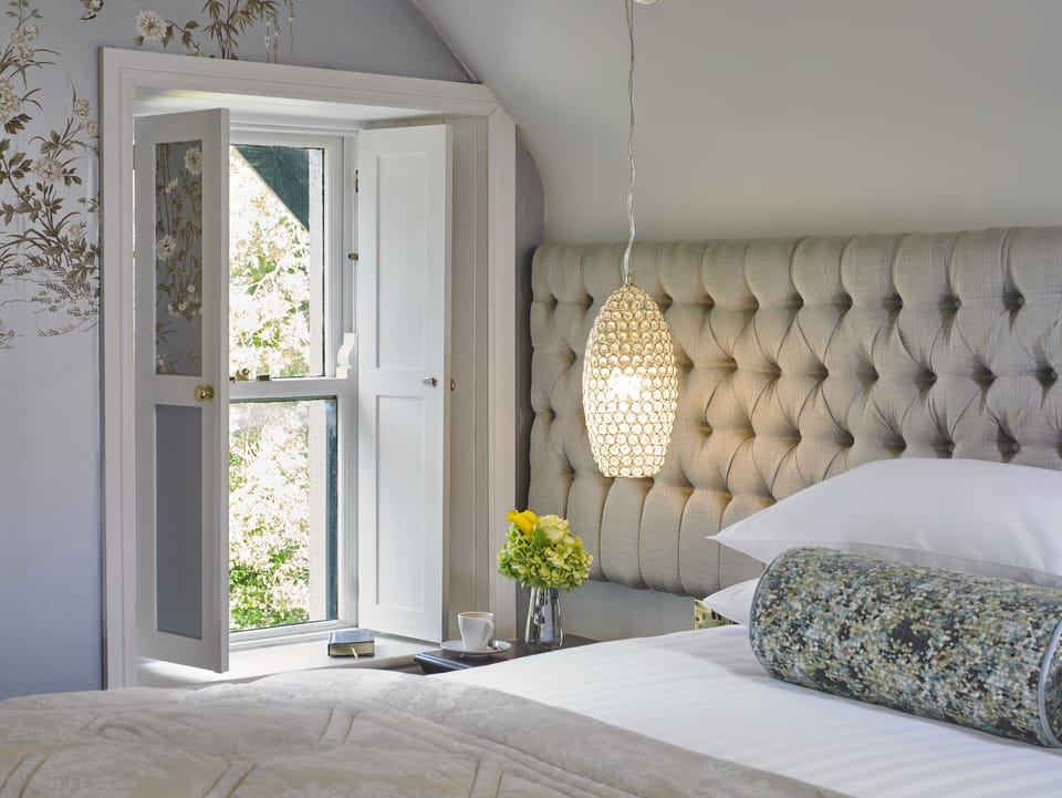 Junior Suite | Pillowtop beds, individually decorated, desk, free WiFi