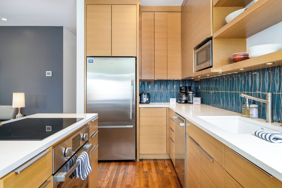Full kitchen with all amenities. 