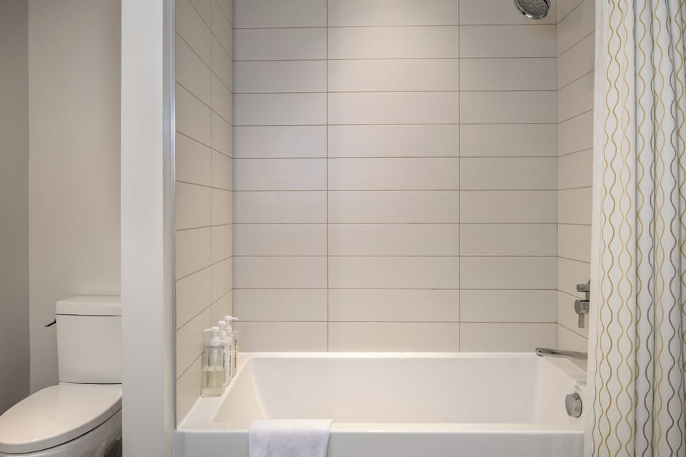 Full bath