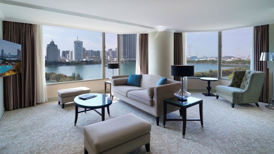 Premium Lake View Suite King | View from room