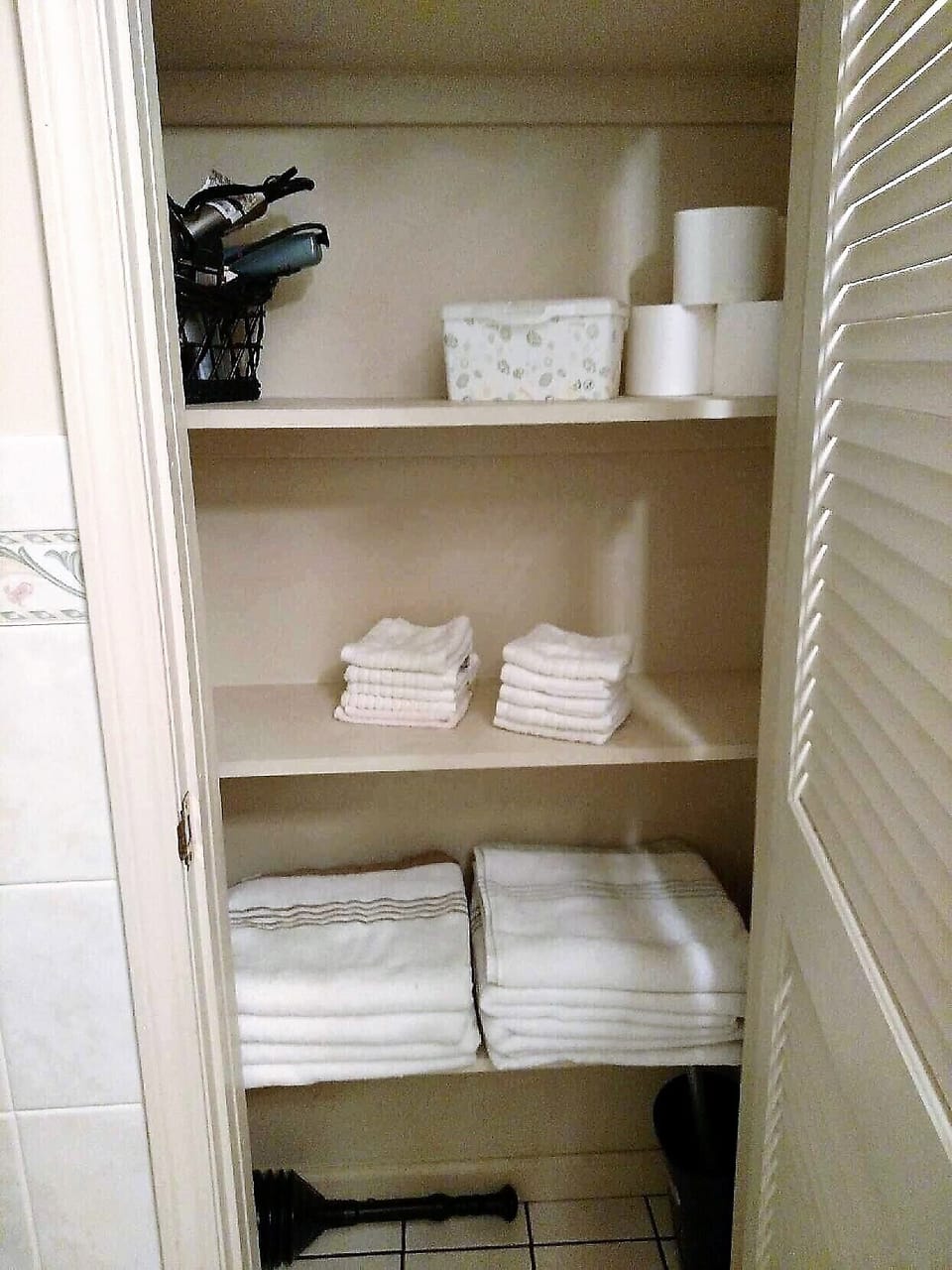 Full bath on the second level