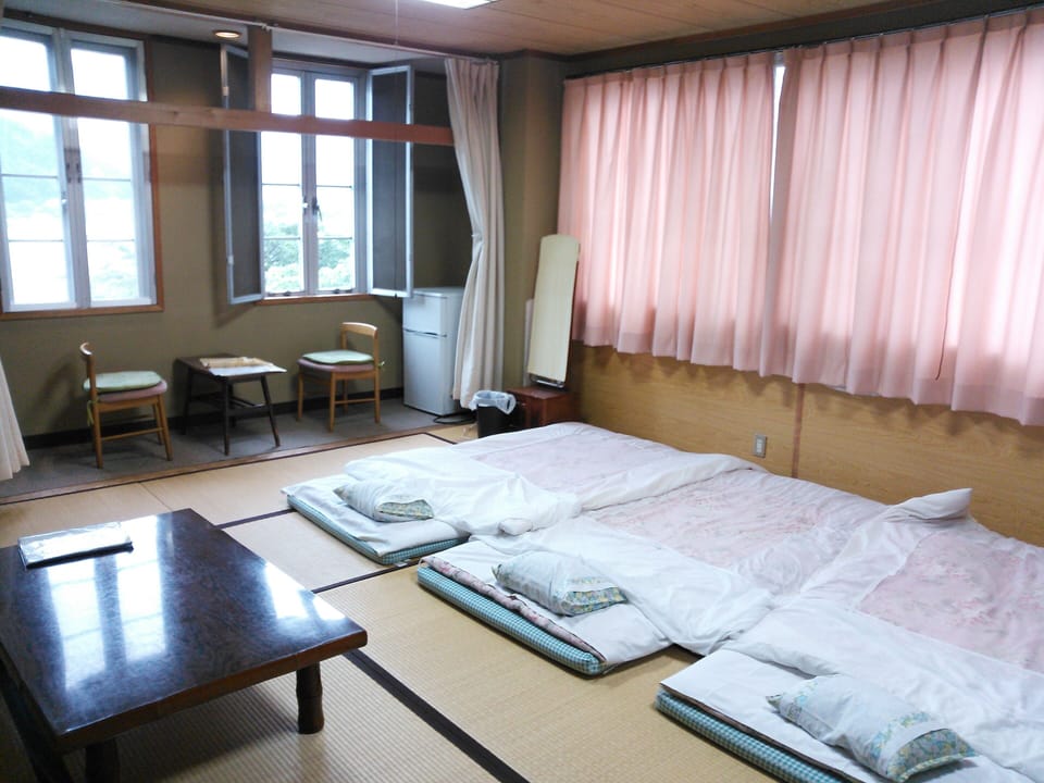 Japanese Style Room for 3 Guests | Free WiFi