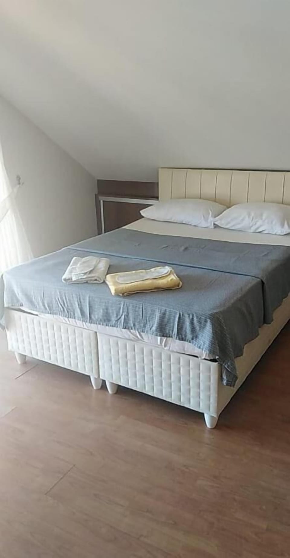 Premium bedding, soundproofing, iron/ironing board, free WiFi
