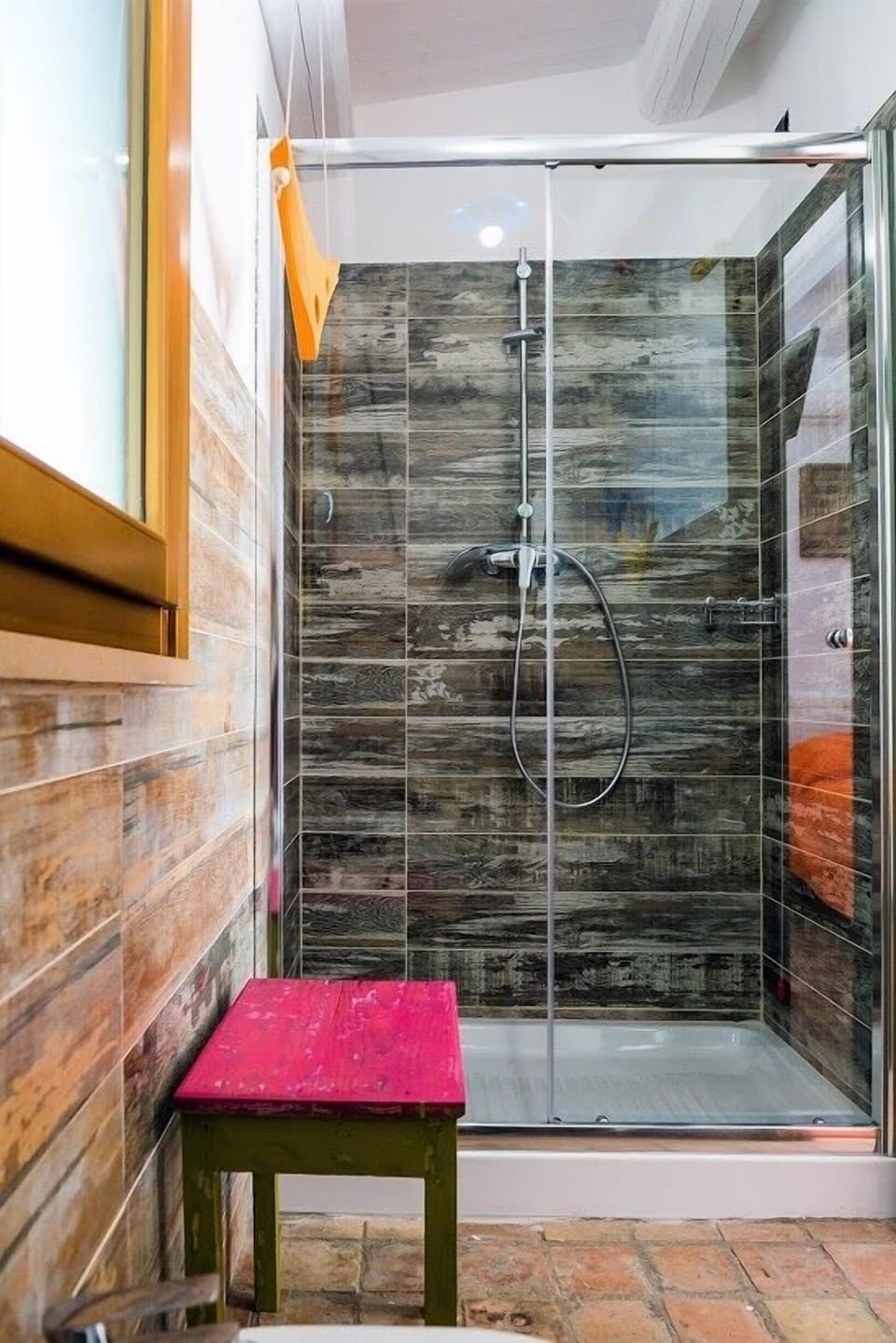 Bathroom shower