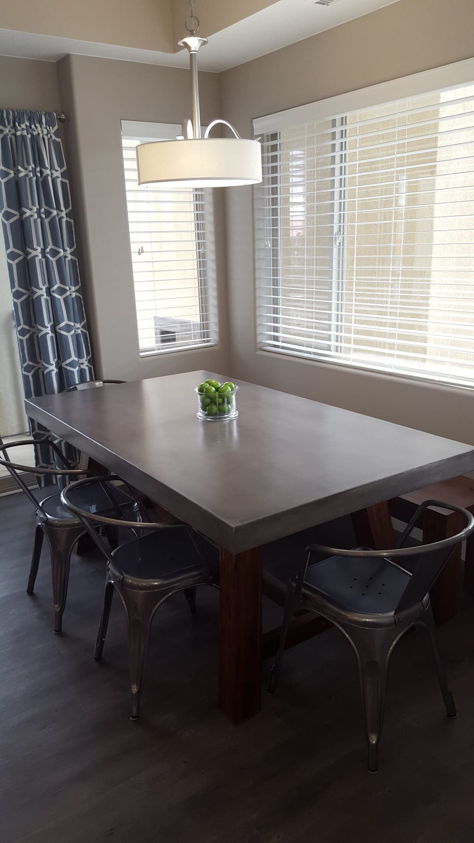 Dining table - 4 chairs and a bench
