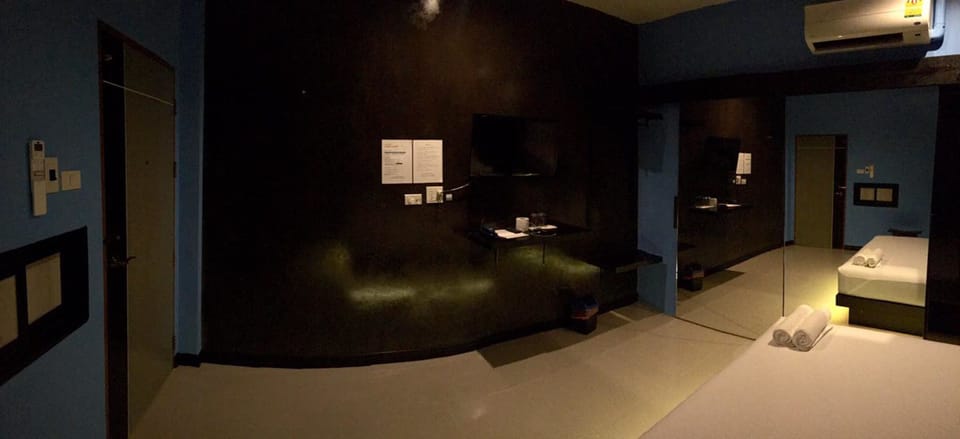 Standard Double Room | Free WiFi