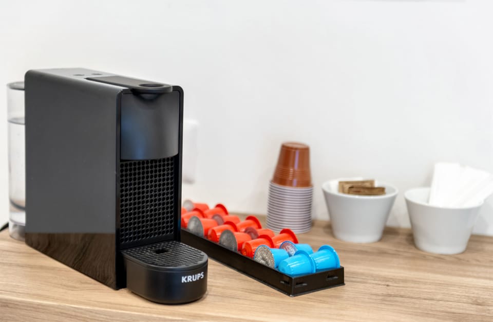 Suite, 1 Queen Bed, Bathtub | Private kitchen | Electric kettle