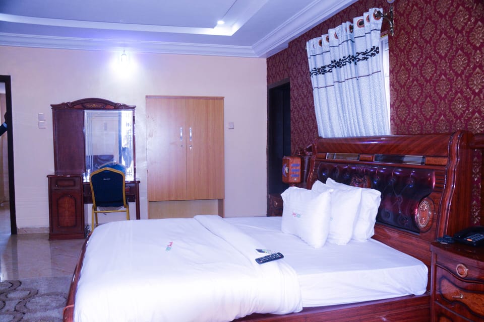 Presidential Apartment | In-room safe, desk, free WiFi