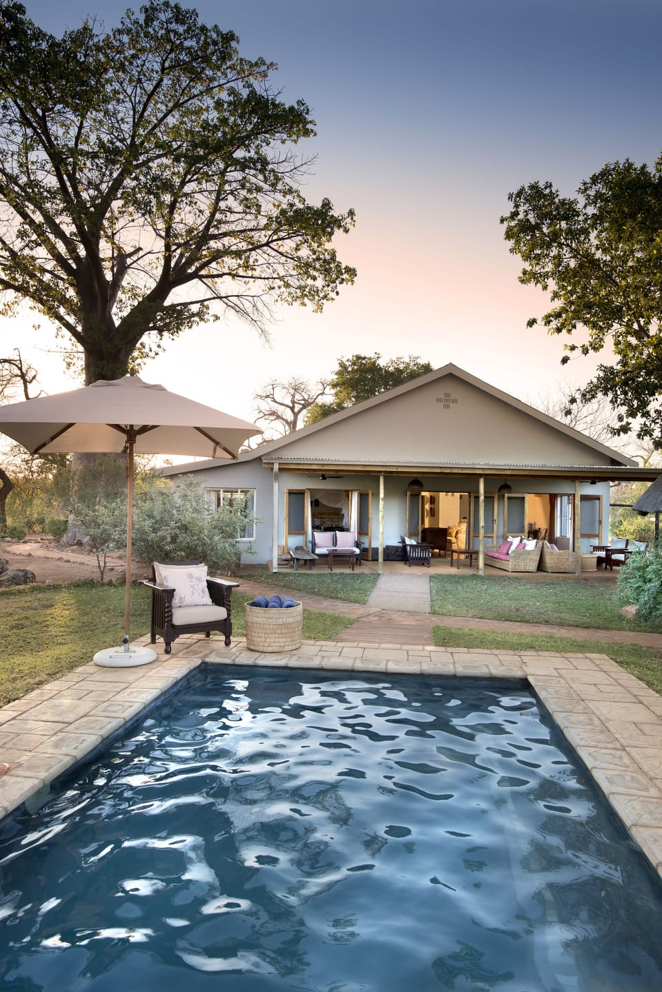 Outdoor pool, pool umbrellas
