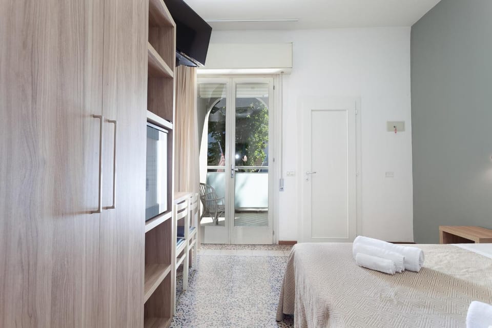 Minibar, in-room safe, desk, blackout drapes