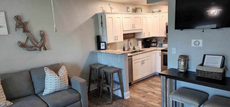 Small breakfast bar